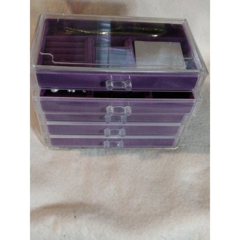 Unbranded clear acrylic